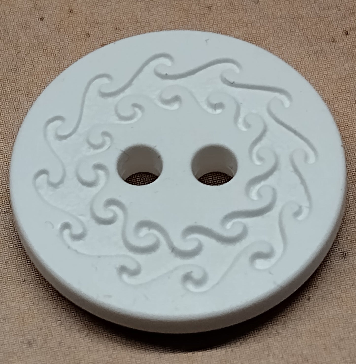 Muovinappi 15 mm